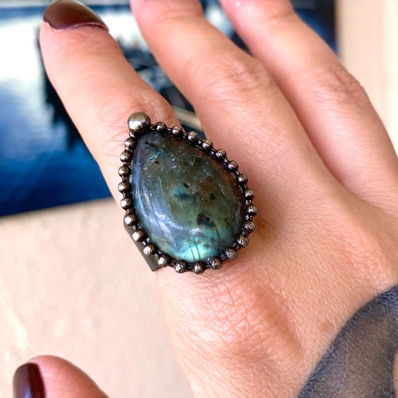 Natural Blue green iridescent flash labradorite gemstone adjustable ring - Picture 11 of 15